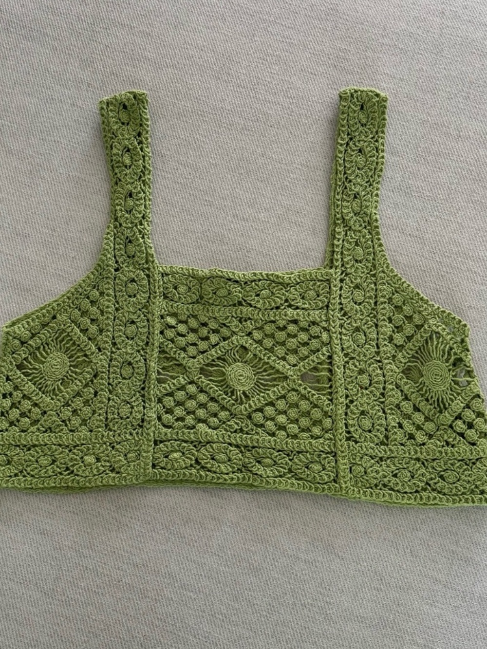 Zara Olive Green Crochet Crop Tank - Picture 4 of 4